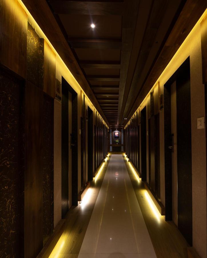 Hotel Monarch International Μπανγκαλόρ Εξωτερικό φωτογραφία