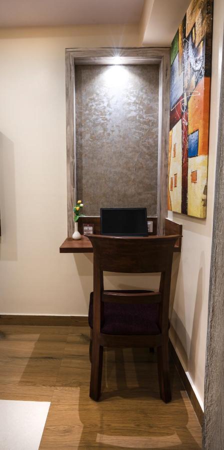 Hotel Monarch International Μπανγκαλόρ Εξωτερικό φωτογραφία