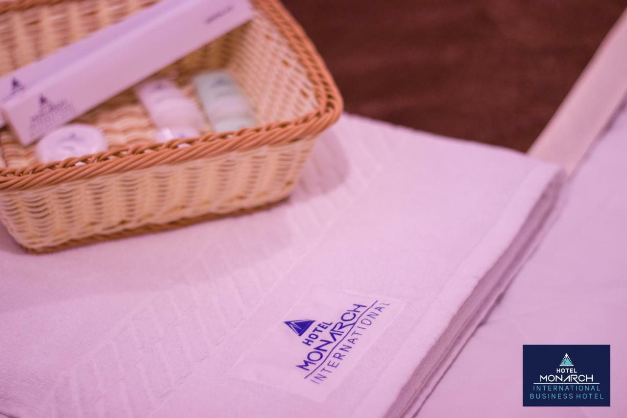 Hotel Monarch International Μπανγκαλόρ Εξωτερικό φωτογραφία